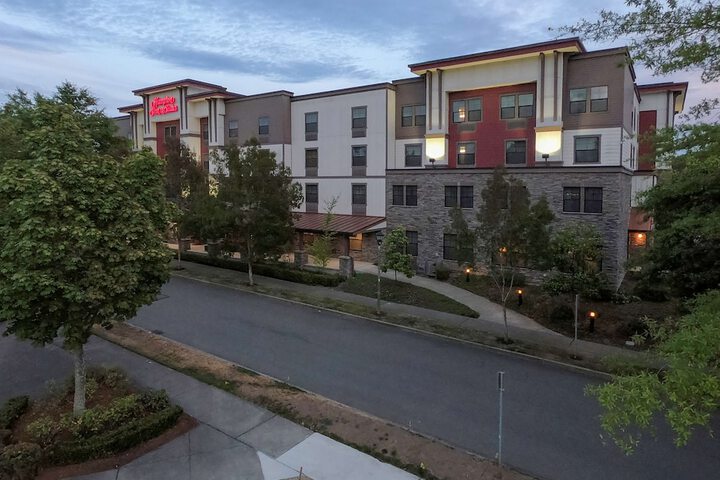 Hotel 2 of 66