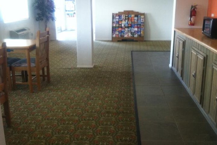 MOTEL 6 LOS ALAMOS