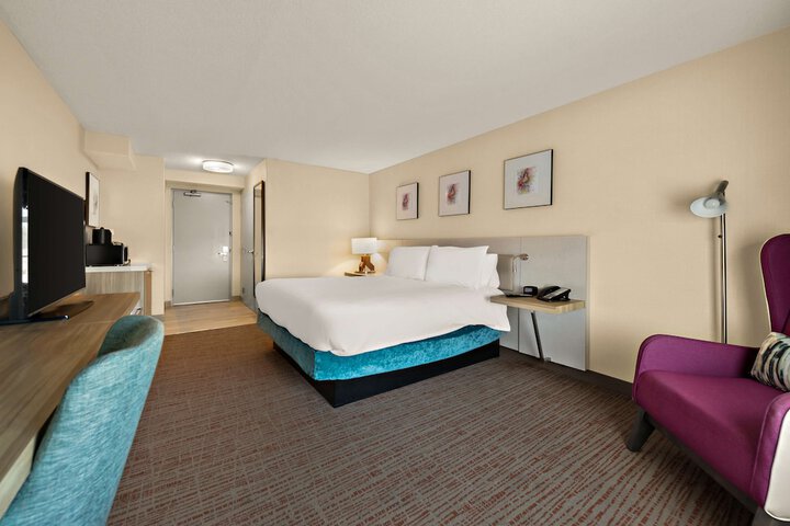 Room 44 of 54