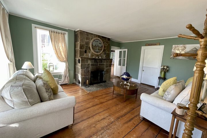 Stone Hearth Inn and Eatery