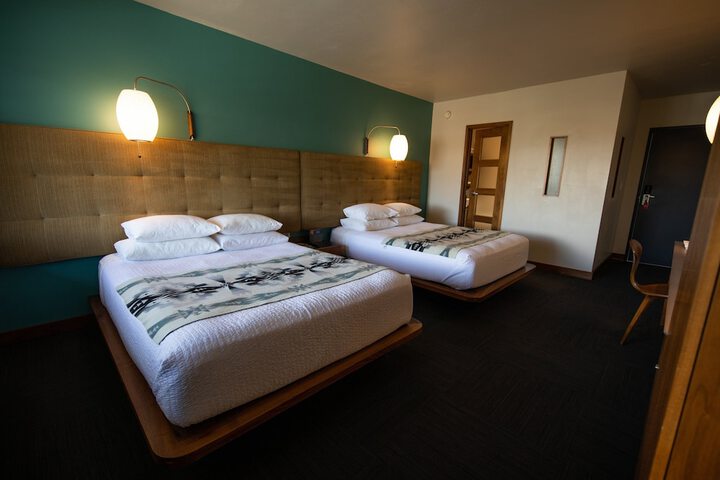 Room 74 of 137