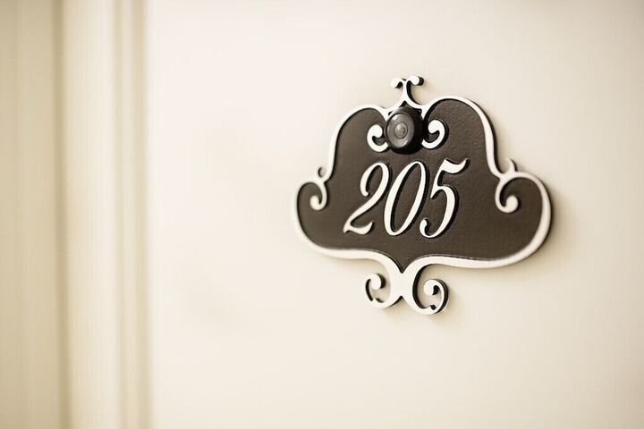 Room 54 of 73