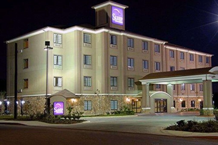 Hotel 5 of 49