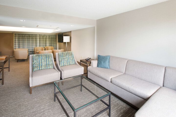 Embassy Suites by Hilton Seattle North Lynnwood