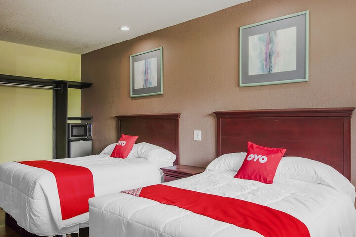 Room 12 of 21