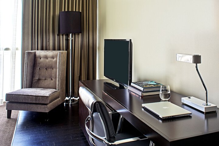 Room 44 of 65