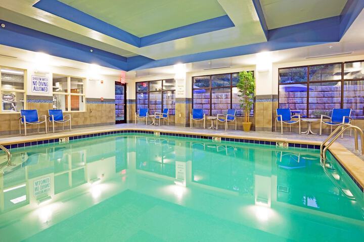 Pool 13 of 76
