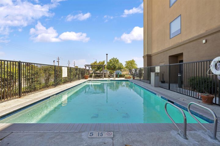 Hampton Inn & Suites Madera