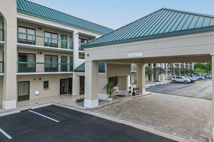 Hotel 3 of 59