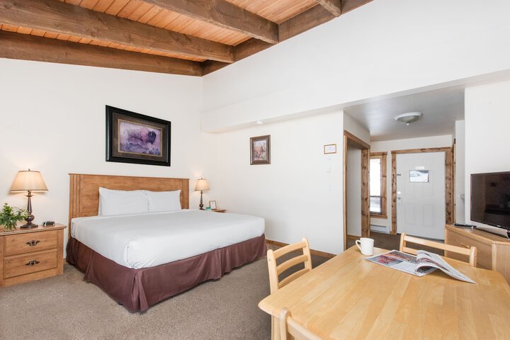 Room 70 of 130