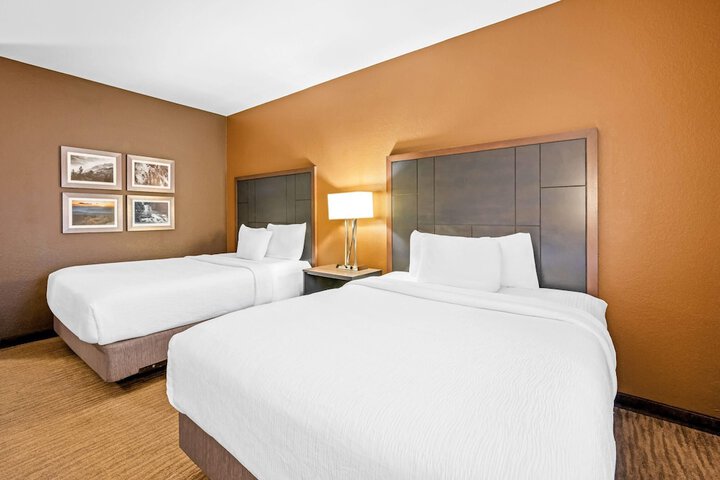 La Quinta Inn & Suites by Wyndham Boone University