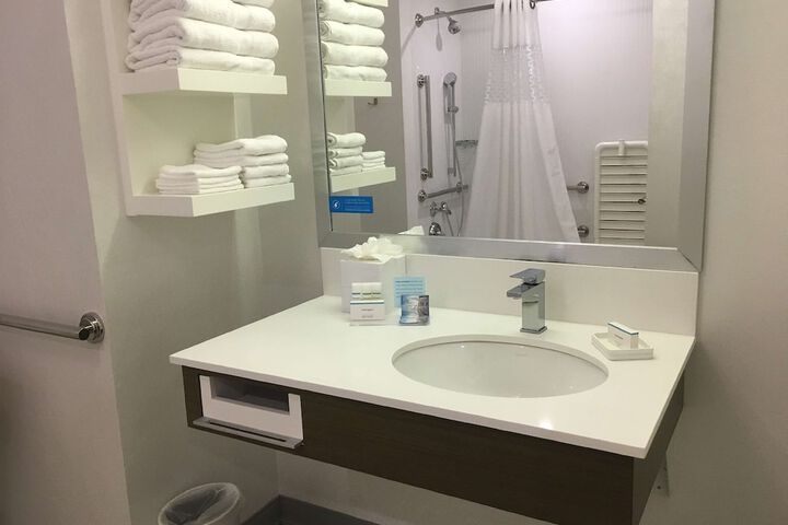 Hampton Inn & Suites Dallas-The Colony TX