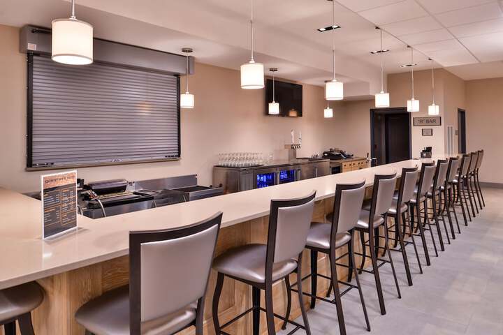 Country Inn & Suites by Radisson Ft. Atkinson, WI