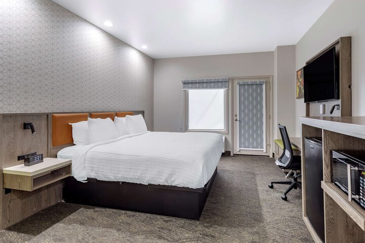 Room 29 of 42
