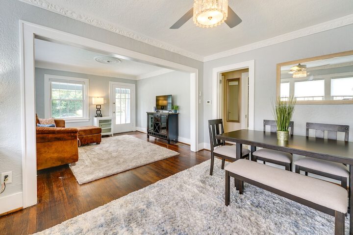 Pet-friendly Home w / Yard Near Downtown Royal Oak