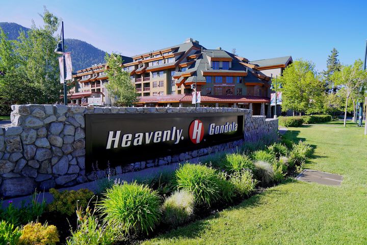 Heavenly Village Condos - Grand Residence