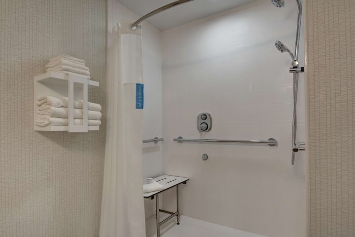 Hampton Inn Greenwood
