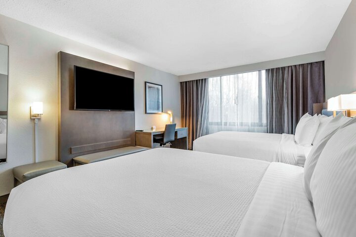 Room 26 of 37
