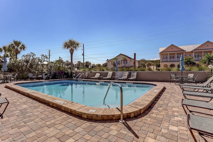 Pool 6 of 23