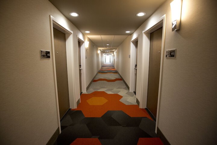 Ballroom/Hall 54 of 61