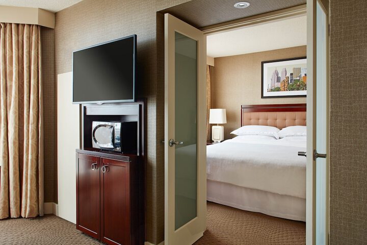 Room 60 of 117