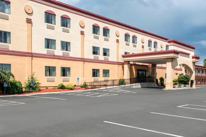 Hotel 9 of 78