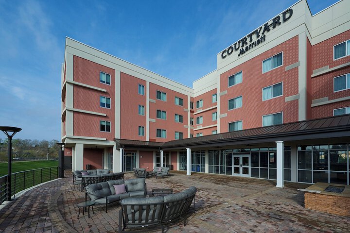 Courtyard by Marriott Rome