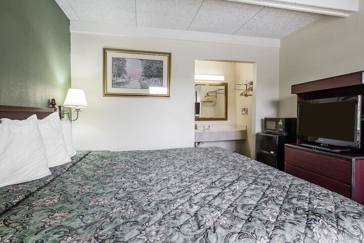 Rodeway Inn Laurens