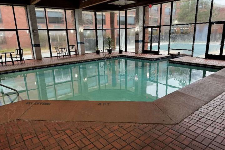 Pool 4 of 49