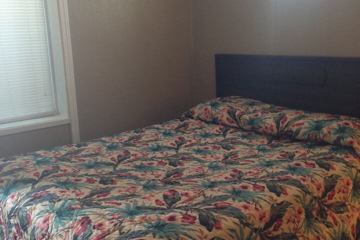 Room 10 of 17