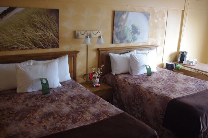 Room 27 of 34