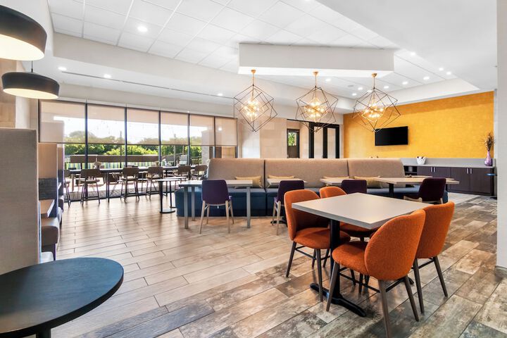 Home2 Suites by Hilton Dallas Grand Prairie