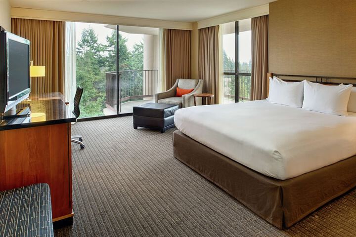 DoubleTree by Hilton Seattle Airport