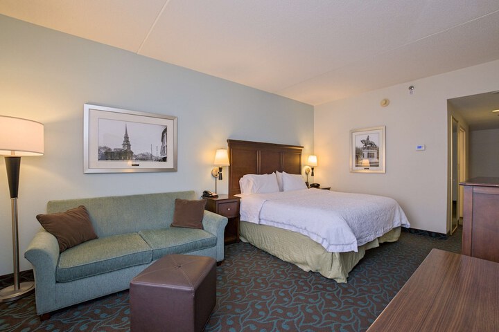 Room 13 of 41