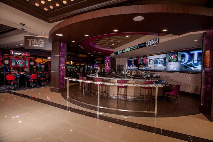 Harrahs Council Bluffs – a Caesars Rewards Destination