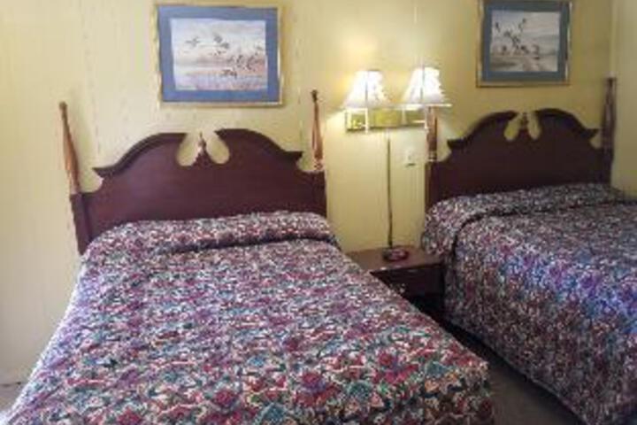 Budget Inn