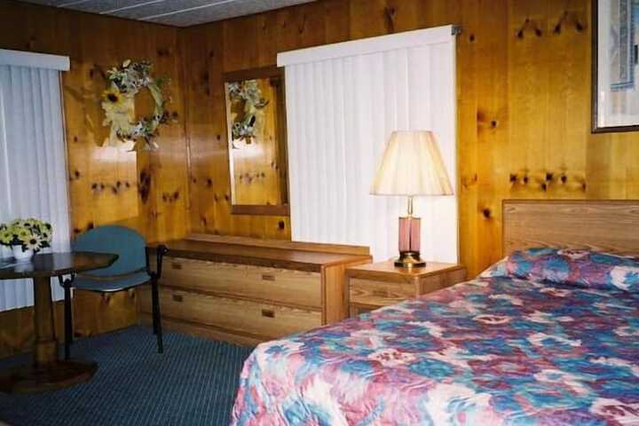 Room 42 of 69