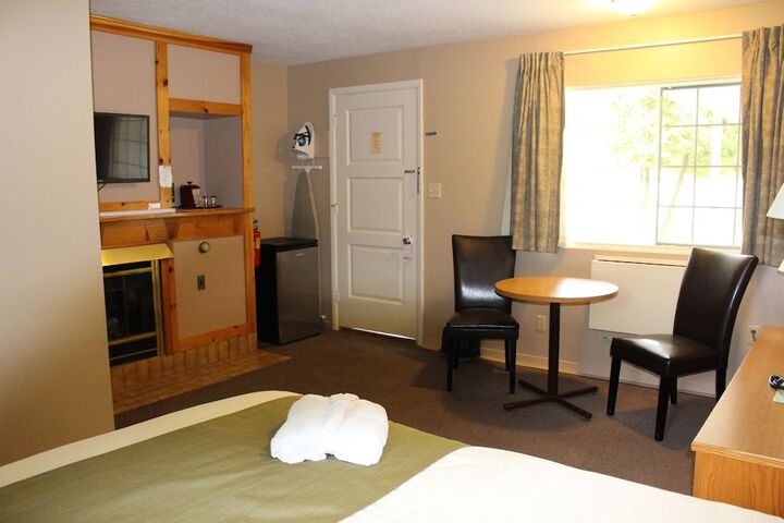 Room 64 of 116
