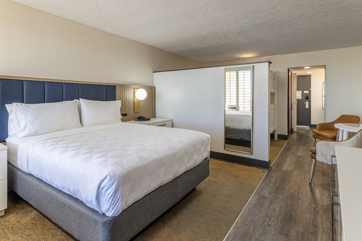 Holiday Inn Resort Panama City Beach by IHG