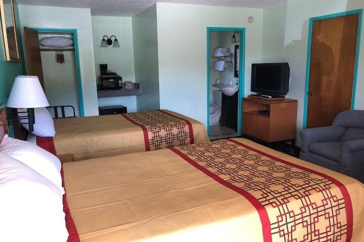 Klamath Motor Lodge