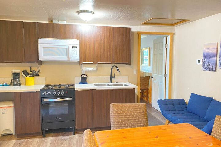 Blue Horizon Lodge