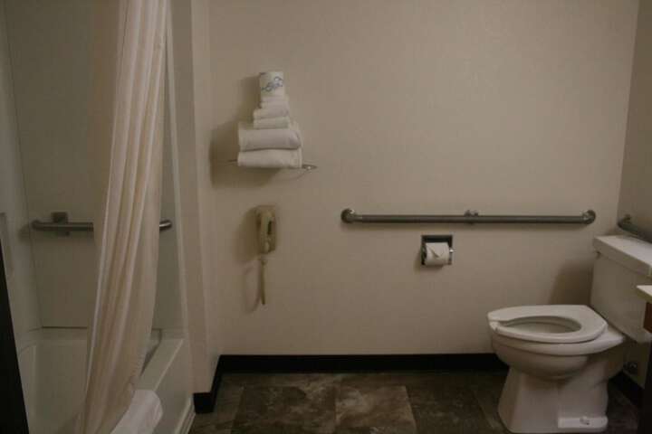 Room 7 of 14
