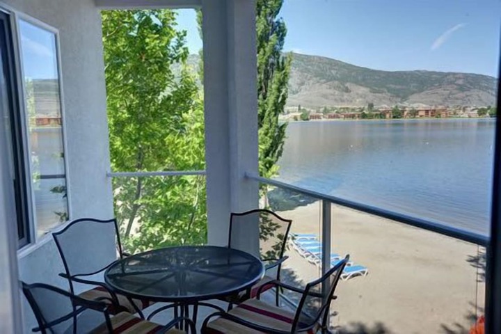 Sandy Beach Suites