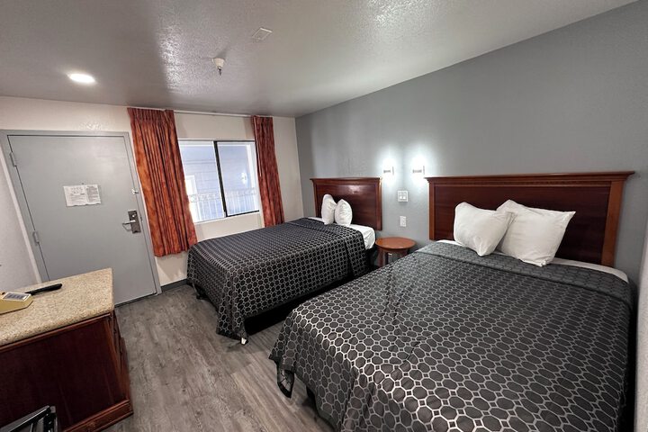 Room 26 of 71