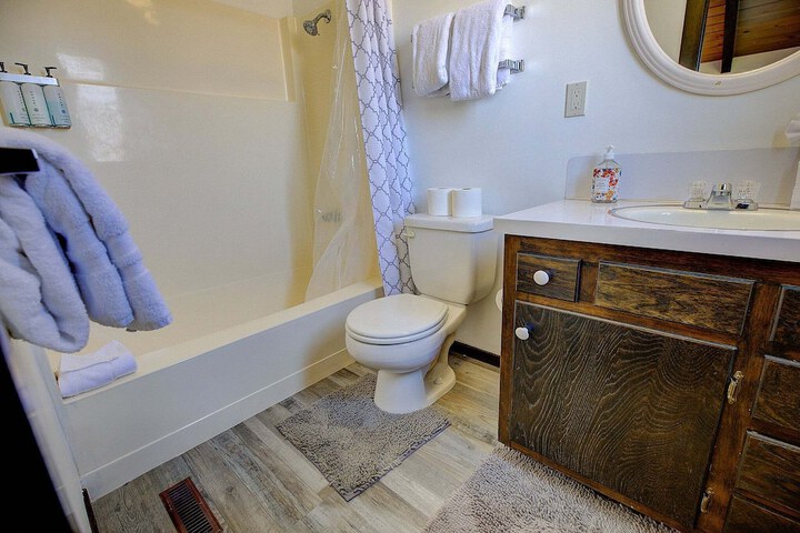 Shay Meadows Ranch & Resort #2500