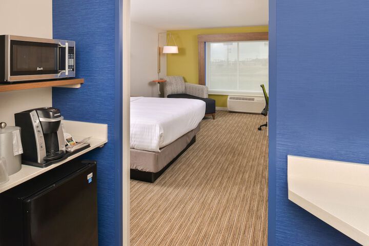 Holiday Inn Express & Suites Ogallala by IHG