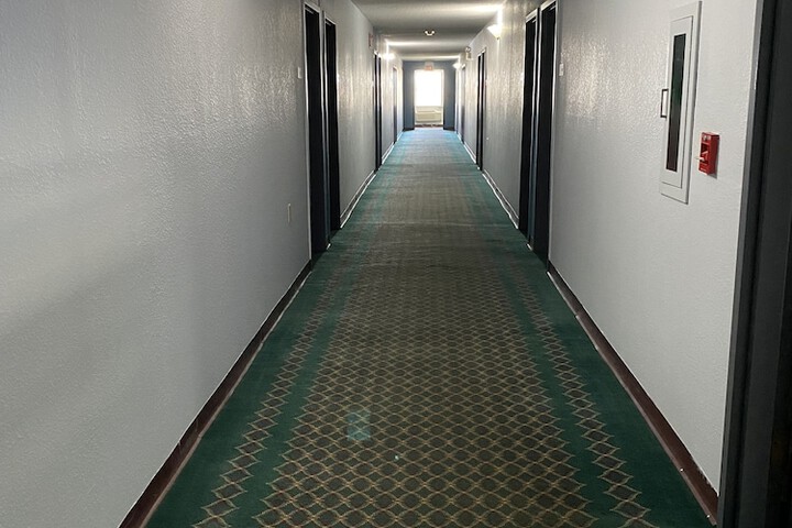 Ballroom/Hall 29 of 34