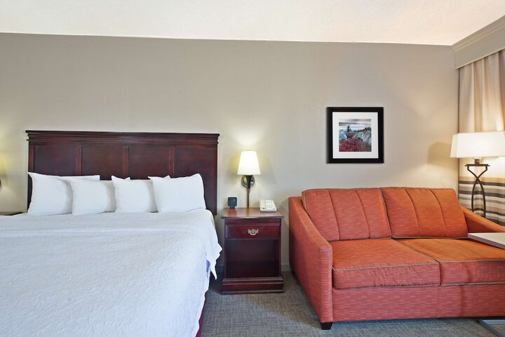 Room 16 of 34