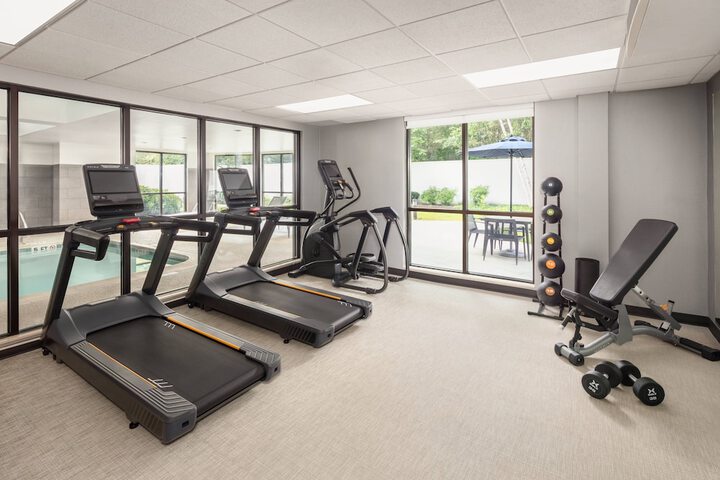 Courtyard by Marriott Portland Airport