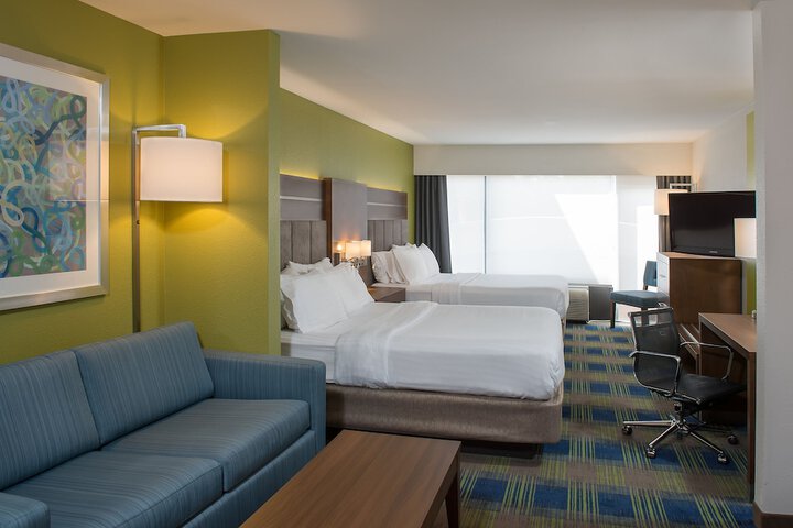 Room 21 of 43